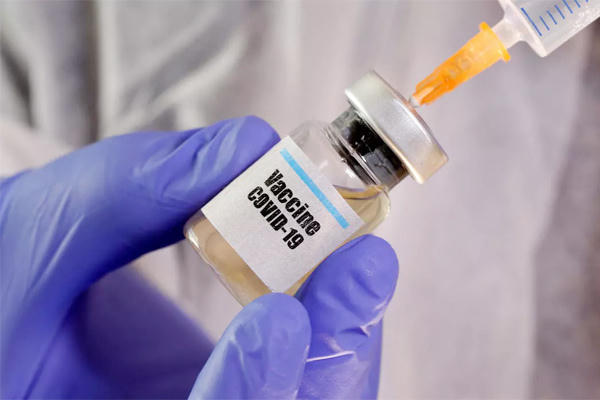 Các đột biến mới của virus corona khiến các nhà nghiên cứu vắc xin phải thận trọng. Ảnh: Reuters