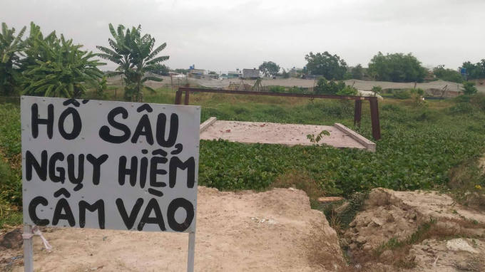 Cống xây dở đã phải tạm đình chỉ vì khu phố 7 thi công khi lãnh đạo phường Thới An không biết?