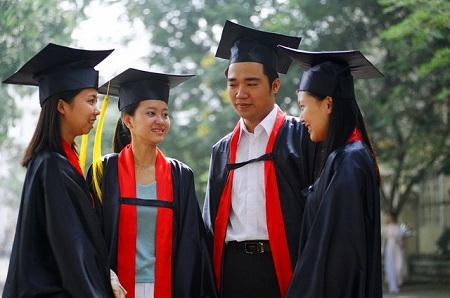Bộ GD&amp;ĐT vừa có văn bản yêu cầu tự dừng tuyển sinh từ tháng 6/2016 đối với các ngành không còn đủ điều kiện đảm bảo chất lượng đào tạo. Ảnh: Internet.