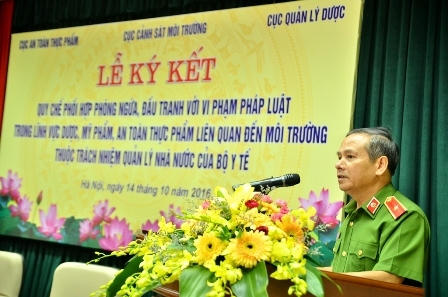 Thiếu tướng Nguyễn Phong Hòa, Phó Tổng cục trưởng Tổng Cục cảnh sát Bộ Công an phát biểu tại buổi lễ