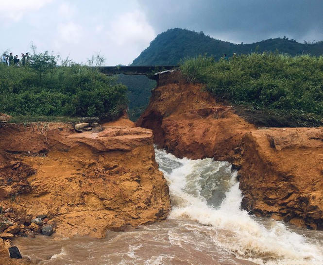 Phú Thọ vỡ đập thủy lợi, khẩn cấp di dời các hộ dân - ảnh 2