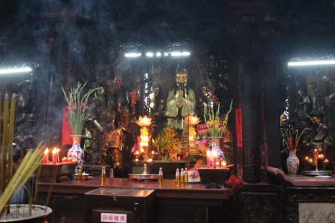 Chính điện là nơi thời Ngọc Hoàng.