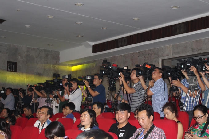 Đông đảo phóng viên tác nghiệp tại Lễ trao giải.