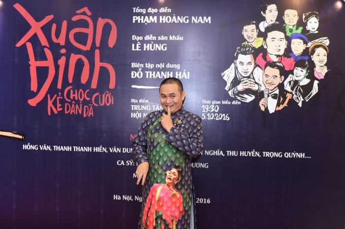 Người h&acirc;m mộ h&aacute;o hức mong đợi