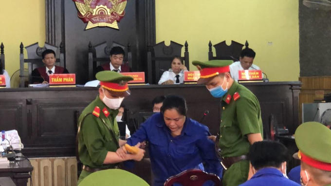 Bị cáo Hoàng Thị Thành tại tòa.