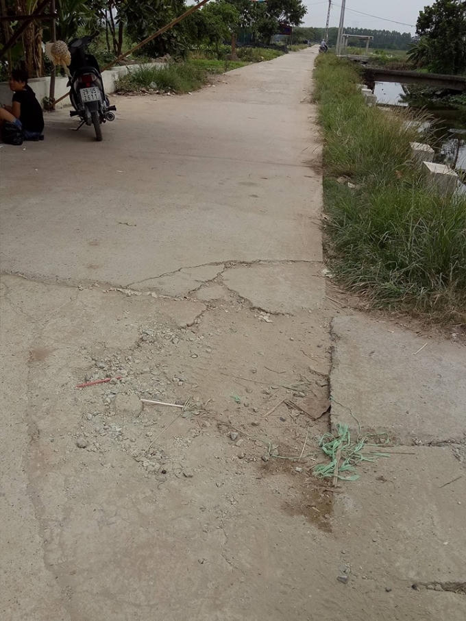 Nghi ngờ về chất lượng con đường này.