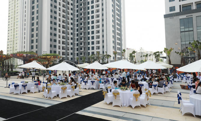 Quảng trường Ruby (136 Hồ Tùng Mậu, Q.Bắc Từ Liêm, Hà Nội) – nơi diễn ra Ngày hội mua sắm rộng tới gần 8.000 m2.