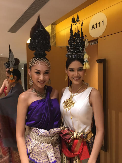 Khánh Ngọc và Hoa hậu Trái đất Thái Lan kiêm Á hậu 2 Hoa hậu Quốc tế 2014 - Polly Punika