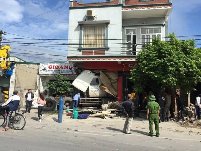 Hiện trường nơi xảy ra vụ tai nạn.