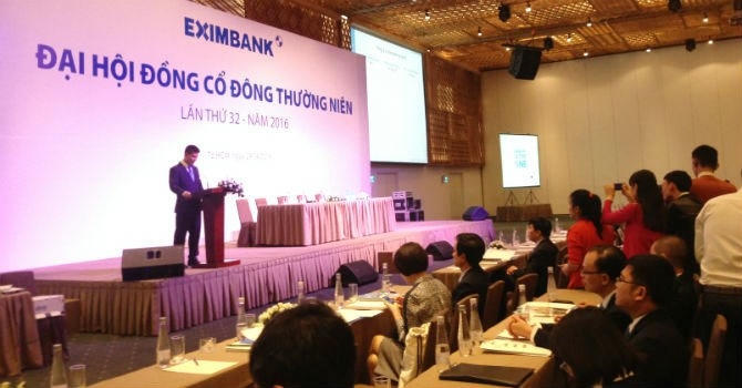 Tuyên bố hủy ĐHĐCĐ thường niên 2016 của Eximbank - Ảnh: BizLIVE.