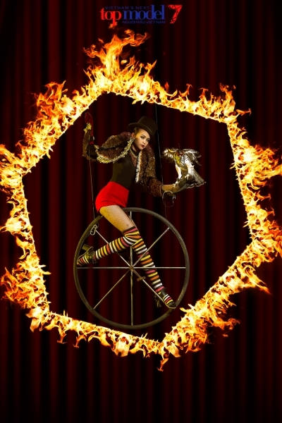  Sau những lời chê thẳng thắn từ giám khảo, Ngọc Châu đã kiên nhẫn và thể hiện tinh thần cầu tiến, dần khắc phục mặt hạn chế. Ở phần thi chụp hình cùng đại bàng và vòng lửa, thí sinh Tây Ninh biết lột tả ánh mắt sắc sảo hơn, thuyết phục giám khảo để cô đi vào vòng trong.