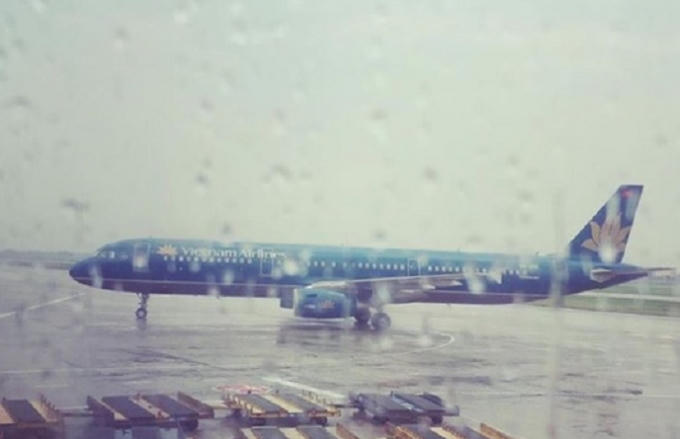 Do ảnh hưởng của bão số 7, 14 chuyến bay tới hải phòng đã bị hoãn (ảnh minh họa).