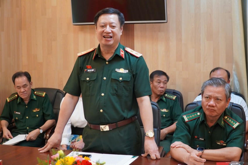 Trung tướng Dương Văn Thăng - Phó Chánh án Tòa án nhân dân tối cao, Chánh án Tòa án Quân sự Trung ương đánh giá cao kết quả tuyên truyền của BĐBP