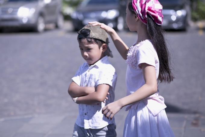 Hai bé nhỏ nhà Phạm Anh Khoa.