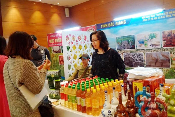 Trên thị trường, nhiều sản phẩm chất lượng nhưng vẫn đang gặp khó khăn trong vấn đề tiêu thụ.