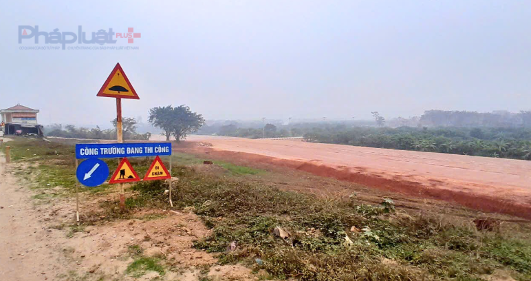 Trên tuyến dự kiến xây dựng các công trình cầu vượt qua hệ thống kênh thủy lợi, gồm cầu tại trạm bơm Liên Nghĩa, trạm bơm Nghi Xuyên và cầu Nghi Xuyên, bảo đảm phù hợp với quy mô dòng chảy cũng như yêu cầu khai thác lâu dài.