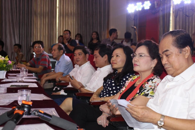 Đến dự với các sinh viên có đại diện Tỉnh Ủy, Sở Văn hóa, tỉnh đoàn, Trung Ương đoàn và các đơn vị hội đồng hương tỉnh bạn.