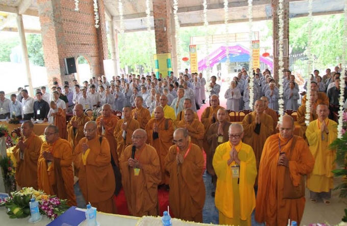 Nghi thức chào Quốc kỳ, đạo kỳ.