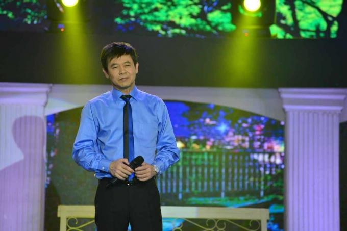 Danh ca hải ngoại Thái Châu cũng góp mặt trong chương trình.