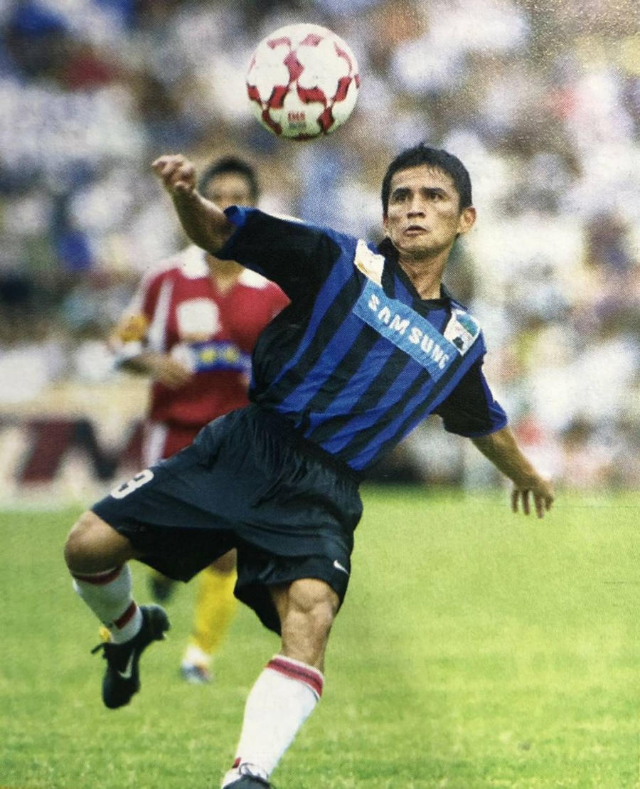 Từ lựa chọn bất đắc dĩ, việc về với HA Gia Lai và giải V-League mở ra chương đẹp nhất trong sự nghiệp của Kiatisuk