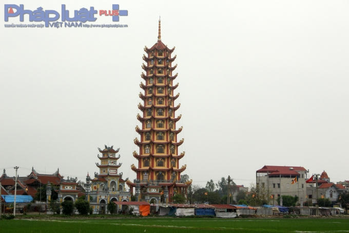 Bảo tháp tại Chùa Tiên Hương. (Ảnh: Đức Biên)