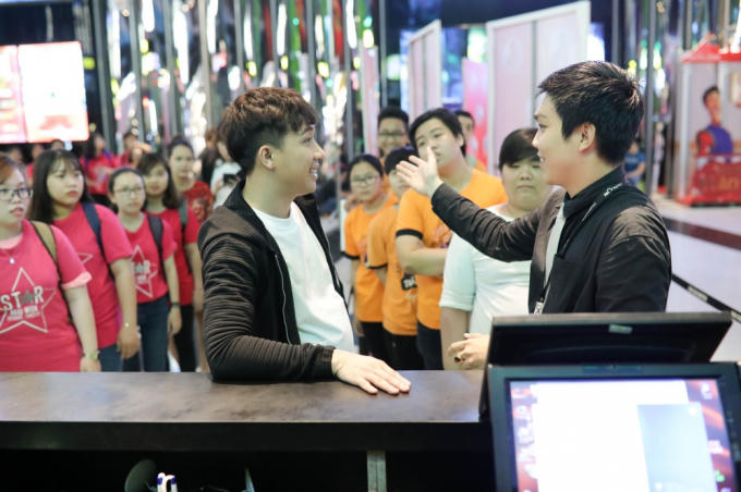 Cuối cùng thì sau bao thất bại, Trấn Thành - Hari Won đã giành chiến thắng đầu tiên