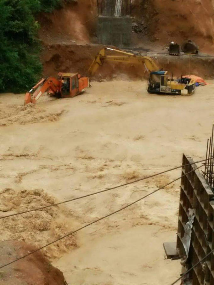 Nước lũ lên cao tại huyện Lang Chánh