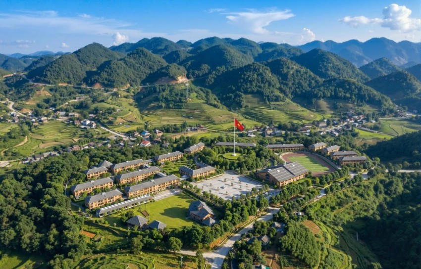 Trường phổ thông nội trú Tiểu học và Trung học cơ sở Trường Hà.