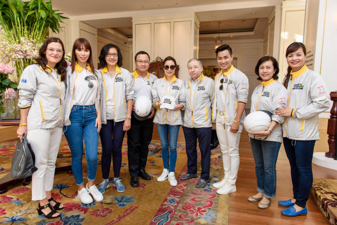 Bên cạnh chương trình còn có sự tham gia của Người phát ngôn của nhóm làm việc cấp cao Vì an toàn đường bộ FIA, nghệ sĩ Dương Tử Quỳnh, các đại diện cơ quan chức năng và 1500  sinh viên các trường Đại học. Chương trình diễn ra tại Nhà văn hoá Thanh Niên, TP Hồ Chí Minh.