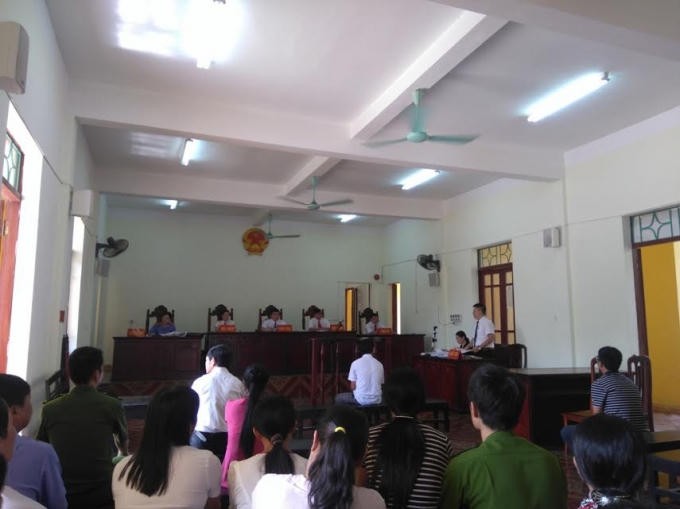 Quang cảnh phiên tòa sơ thẩm tại TAND huyện Nga Sơn.