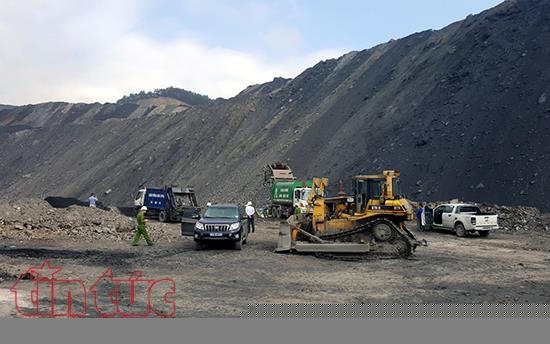 Hiện trường phát hiện vụ việc đổ thải trước đó tại