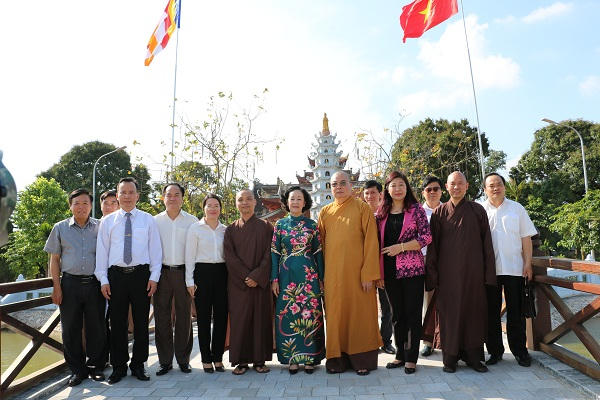 Trưởng ban Dân Vận Trung ương Trương Thị Mai đánh giá cao trân trọng biểu dương những kết quả, đóng góp thiết thực, ý nghĩa của Giáo Hội Phật Giáo Việt Nam trong sự nghiệp Đại đoàn kết Dân tộc.