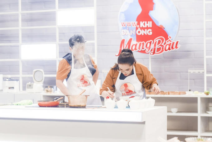 Xúc động khi Hương Giang chia sẻ thời đi học không được bạn bè tôn trọng