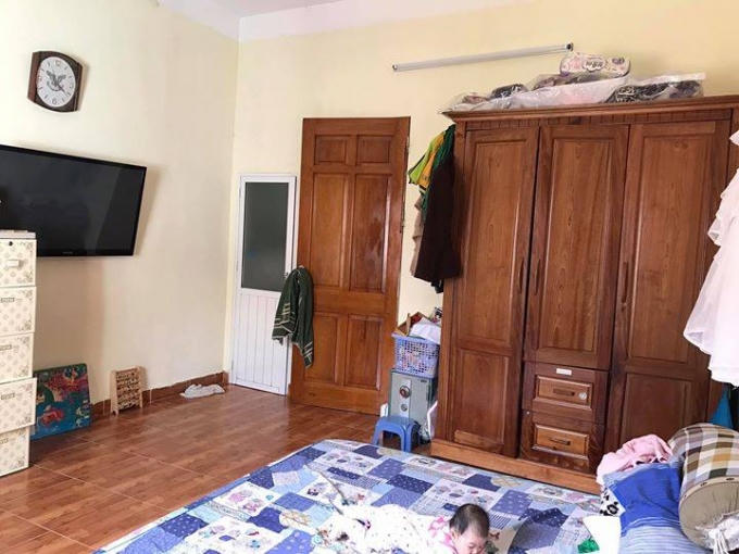 Một góc phòng ngủ tầng 3 của gia đình rộng rãi, phù hợp cho các cặp vợ chồng và con nhỏ.