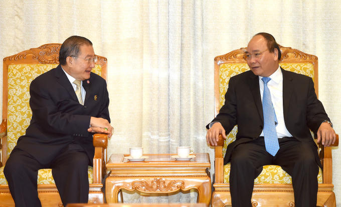 Thủ tướng Nguyễn Xuân Phúc đã tiếp ông Charoen Sirivadhanabhakdi, Chủ tịch Hội đồng quản trị Tập đoàn TCC.