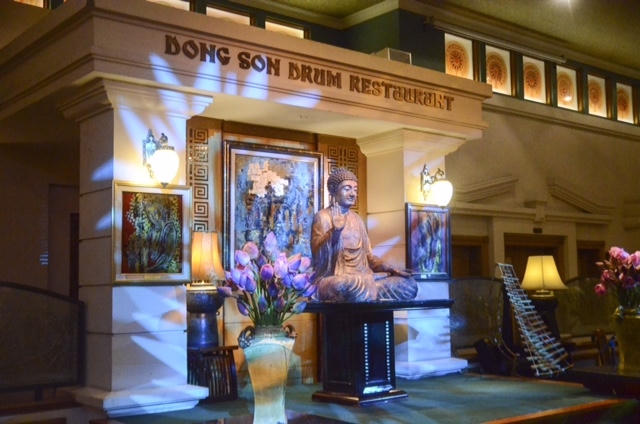 Đây cũng là Bảo tàng dân tộc, một salon văn hóa và cũng là nơi tinh túy của hội họa và ẩm thực Việt được tôn vinh.