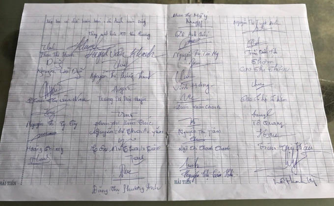 Đơn trình bày nguyện vọng được hàng chục người dân ký gửi các cơ quan có thẩm quyền.