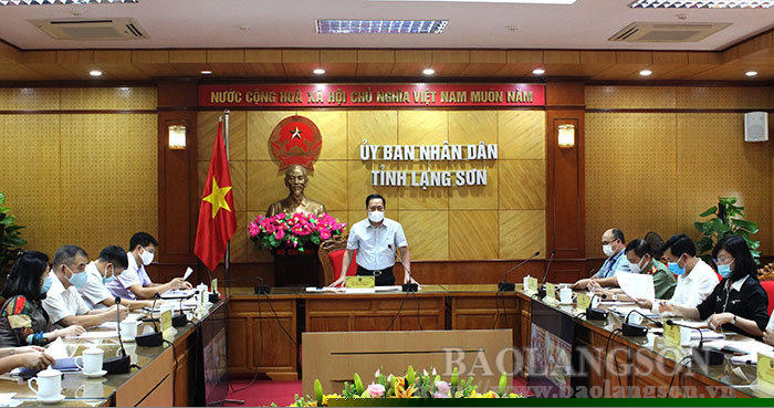 Ông Hồ Tiến Thiệu - Phó Bí thư Tỉnh uỷ, Chủ tịch UBND tỉnh Lạng Sơn phát biểu tại cuộc họp. Ảnh: Báo Lạng Sơn.