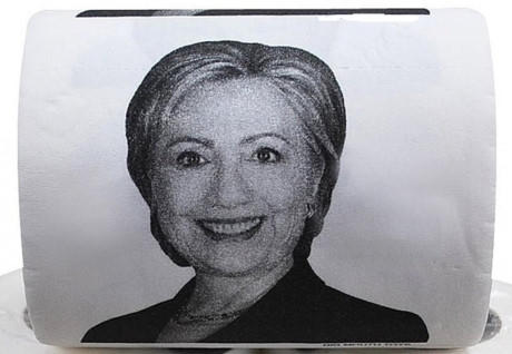 Giấy vệ sinh in hình ứng viên Tổng thống Mỹ Hillary Clinton.