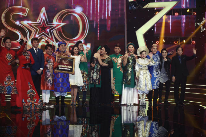 Gia Bảo giành được giải nhất tuần đêm thi đầu tiên.