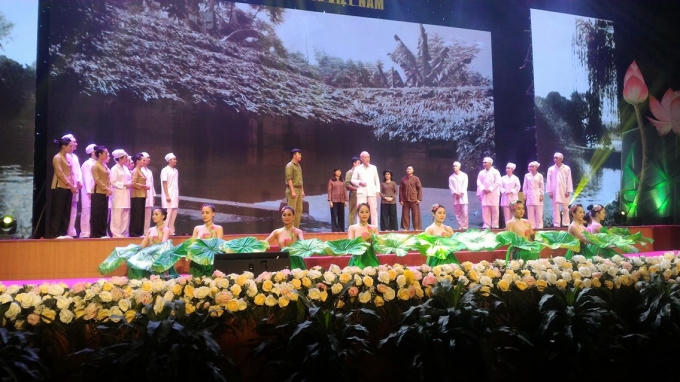 Chương trình văn nghệ trong buổi Lễ kỷ niệm.