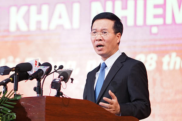 Anh356.