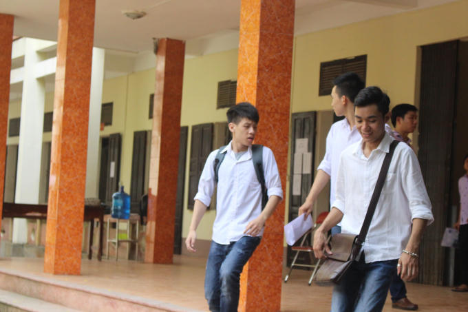 Đề thi môn Ngữ Văn năm nay được đánh giá vừa sức, thí sinh dễ dàng đạt điểm khá.