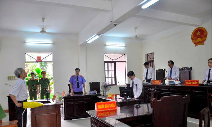 Bị cáo Nguyễn Khắc Thủy tại phiên tòa. (Ảnh: báo Vietnamnet)