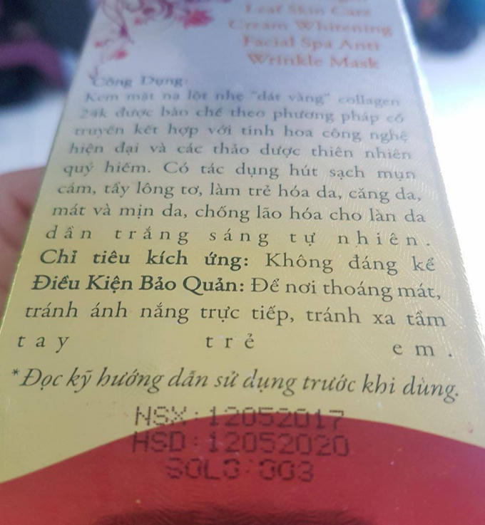 Kem mặt nạ lột nghệ "Dát vàng" này mới được sản xuất từ ngày 12/5/2017.
