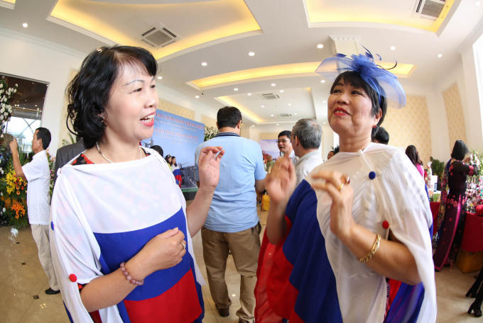 Ho&agrave;i niệm Li&ecirc;n x&ocirc; v&agrave; t&igrave;nh y&ecirc;u với nước Nga