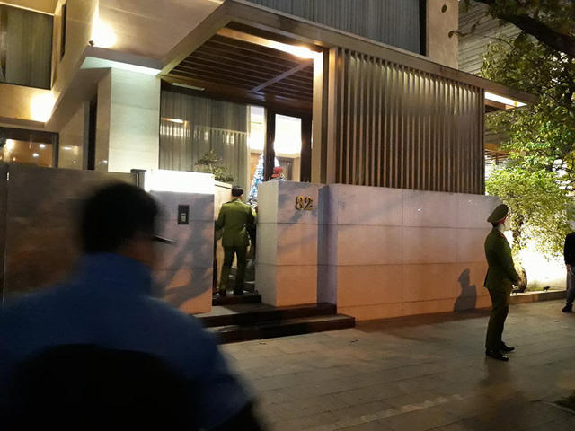 Công an khám xét nhà đại gia Vũ "nhôm" trên đường Trần Quốc Toản (Đà Nẵng).