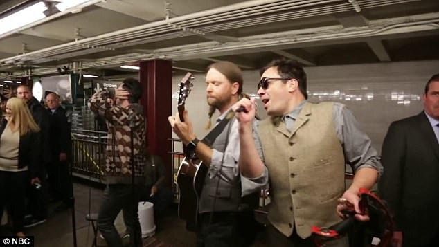 Đây là một phần nội dung trong tập phát sóng mới nhất của “talkshow” truyền hình “The Tonight Show Starring Jimmy Fallon”.