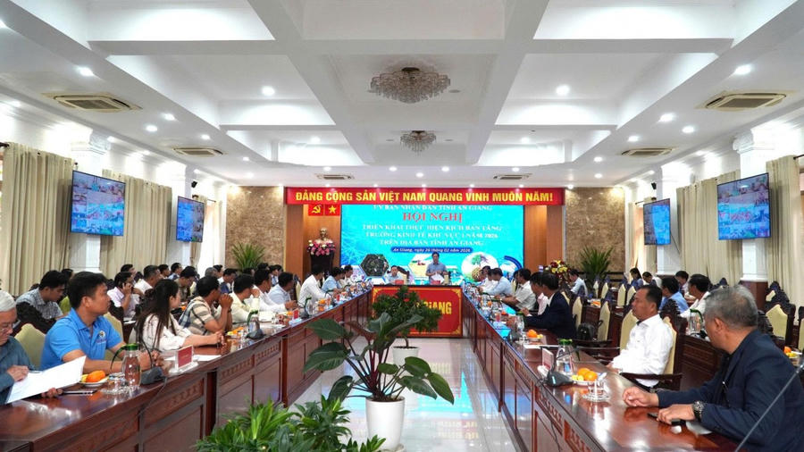 Quang cảnh hội nghị