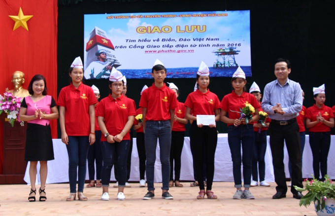 Khơi dậy t&igrave;nh y&ecirc;u biển, đảo qu&ecirc; hương trong thế hệ trẻ Ph&uacute; Thọ